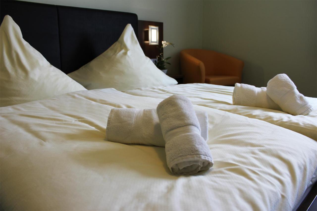 Hotel Brantl Roding Eksteriør bilde